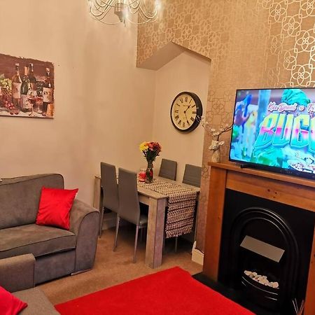 Sommerset Cottages - 2 Bedroom House ซันเดอร์แลนด์ ภายนอก รูปภาพ